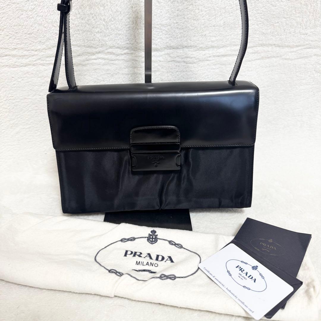 PRADA プラダ ショルダーバッグ ナイロン エナメル パテント 黒 ロゴ