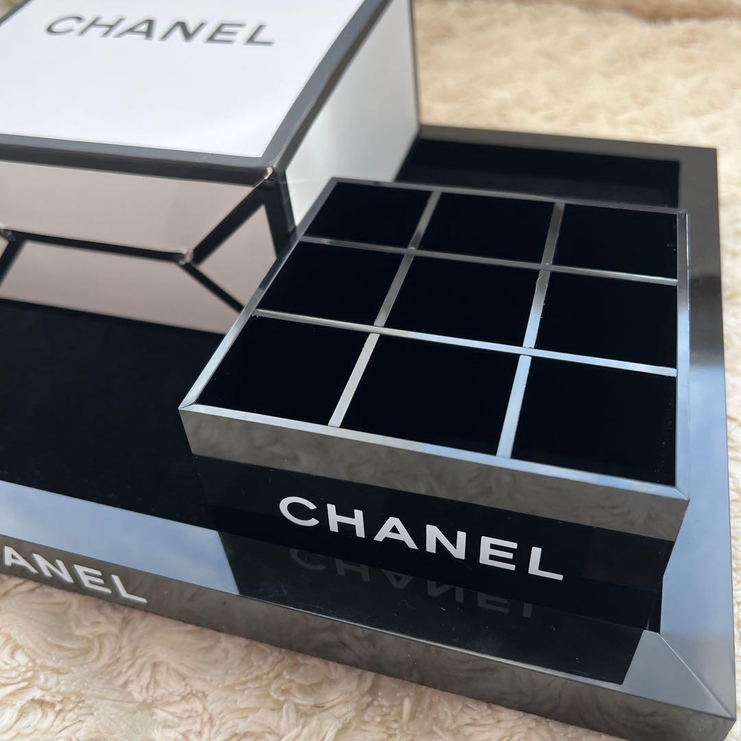 CHANELシャネル ノベルティ 小物入れ コスメケース
