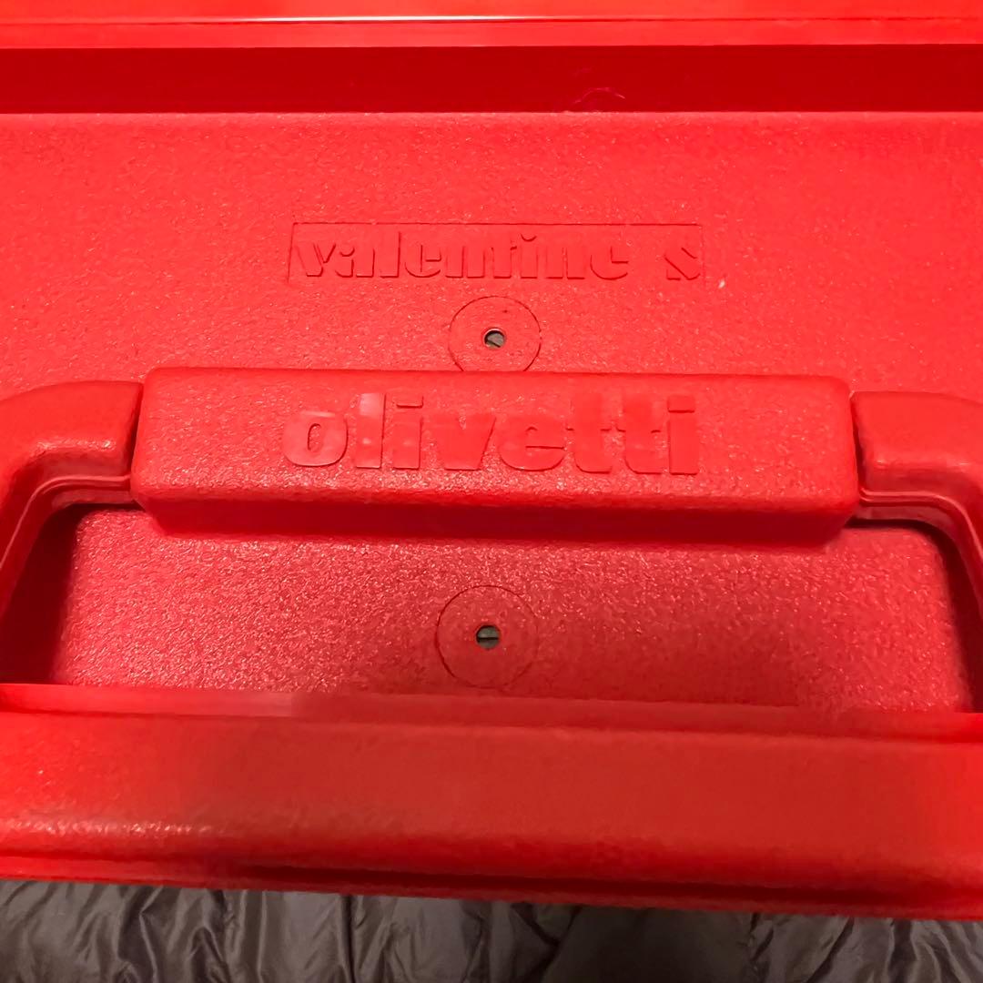 オリベッティ タイプライター バレンタインS フランス、ドイツ語対応